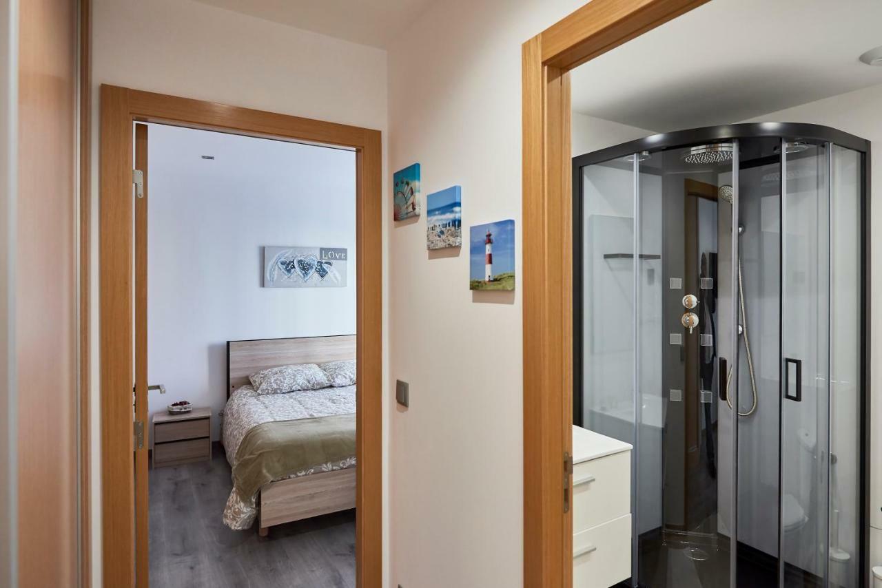 Appartement 1-4 Pers - Proche Paris, Cdg, Grand Paris Arena - A L'Ombre Du Pin "5" Le Pin  Luaran gambar